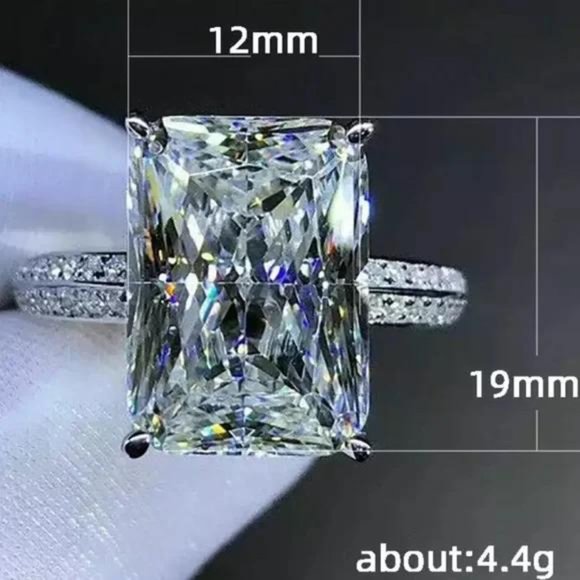 NEW LUXURY 925 STERLING SILVER DIAMOND ENGAGEMENT RING, CUTE RING, SHINY RING. - Picture 6 of 6